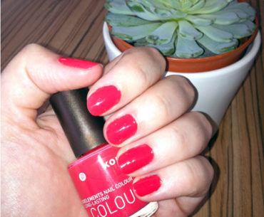 Korres Nail Colour in Coral Pink